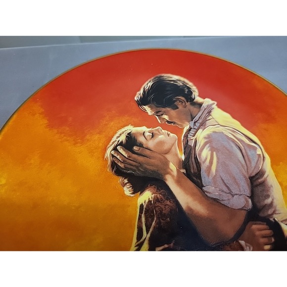 Other - Gone With the Wind‎ collector plate, 'Fiery Embrace,' first issue, plate...